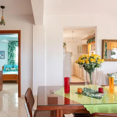 Guest house Luxury Nikiti (Sithonia)
